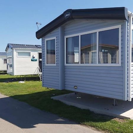 8 Berth Caravan At Parkdean Camber Sands Экстерьер фото